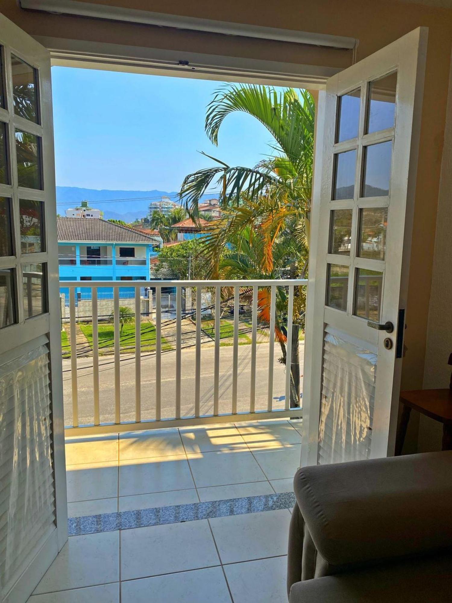 Apartamento Praia Grande Tenorio Pe Na Areia C/ Ar Убатуба Екстер'єр фото
